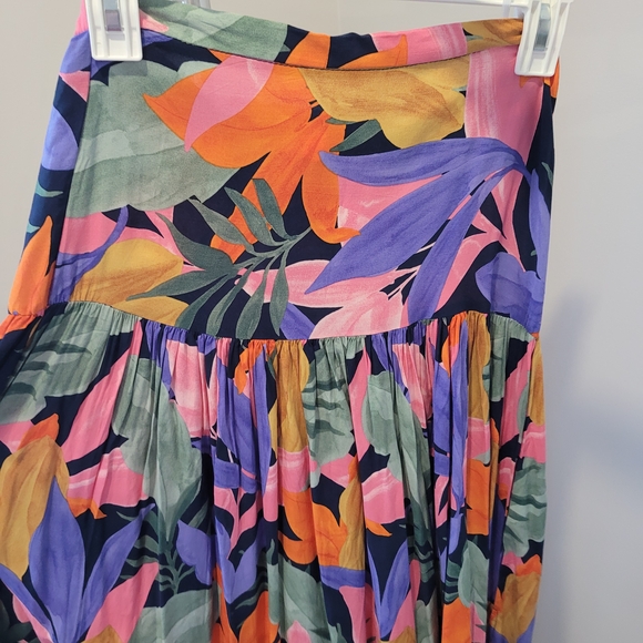 Tropical Floral Maxi Skirt - Picture 6 of 7